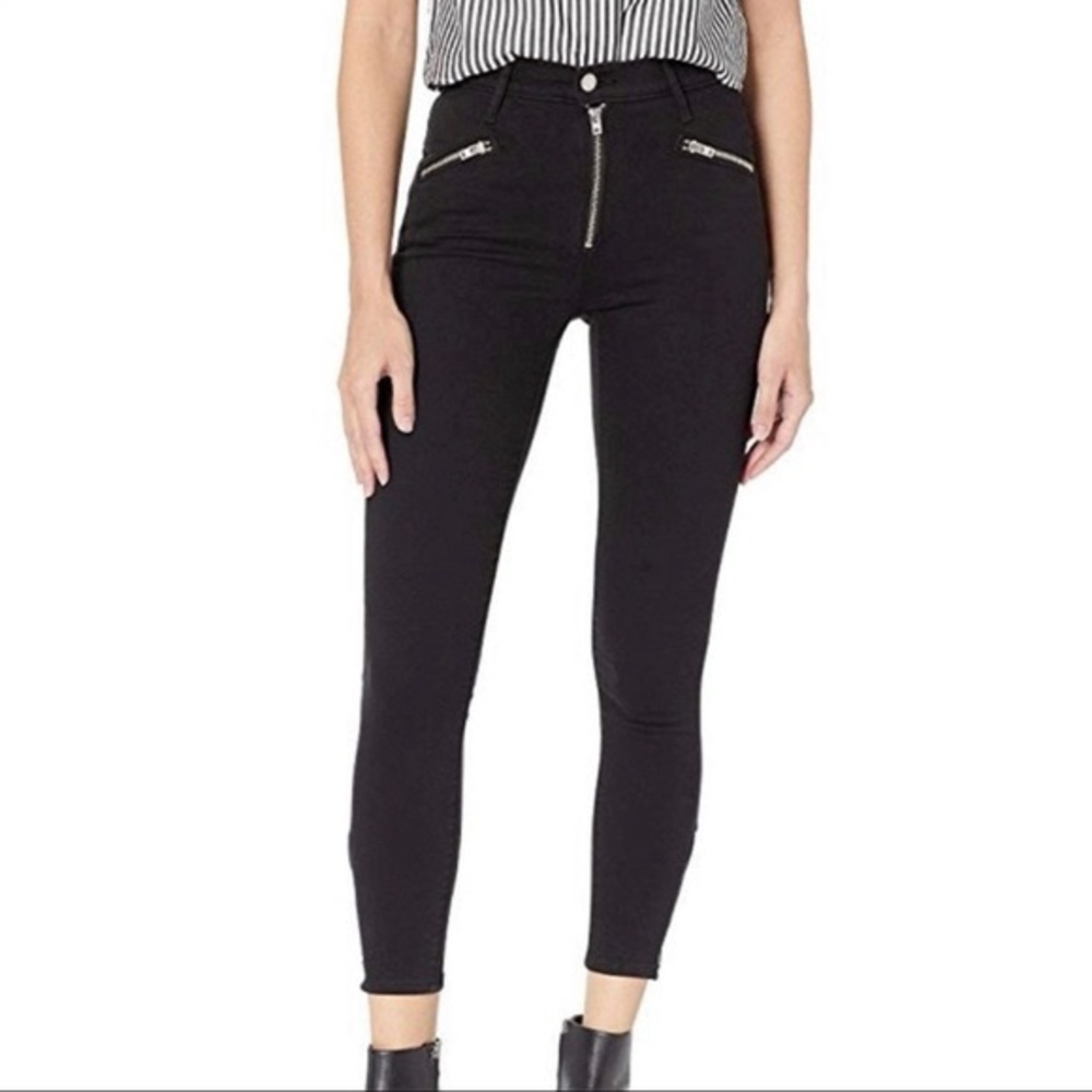 Levis premium black ankle zip women’s jeans